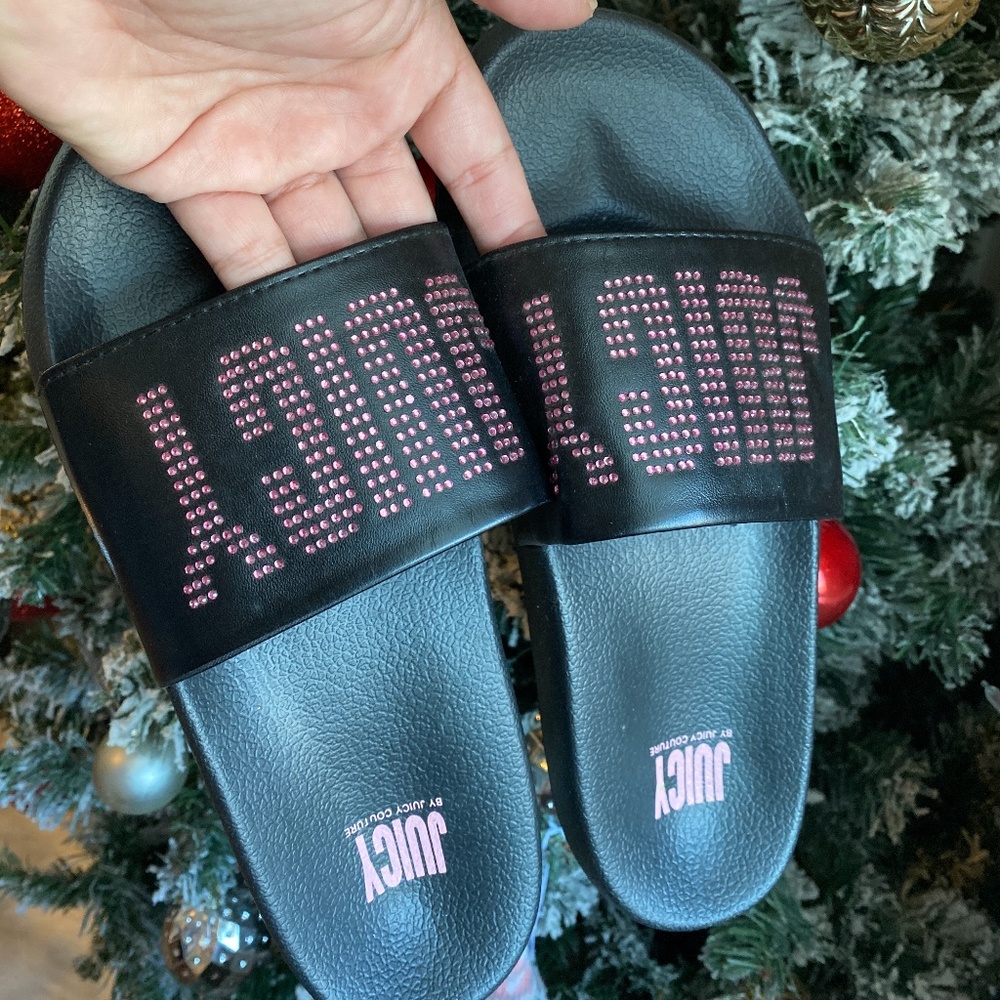 Juicy couture slippers
